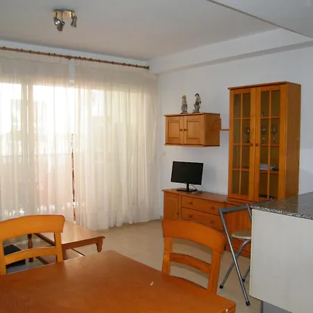 Apartment Con A/c, 2 Y Terraza En Gandia, Cerca De Comercios Y Playa - Es-314-20 *